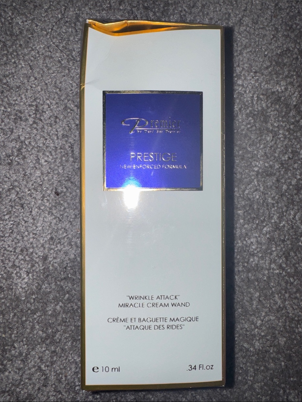 Wrinkle Attack Miracle Cream Wand – White & Gold